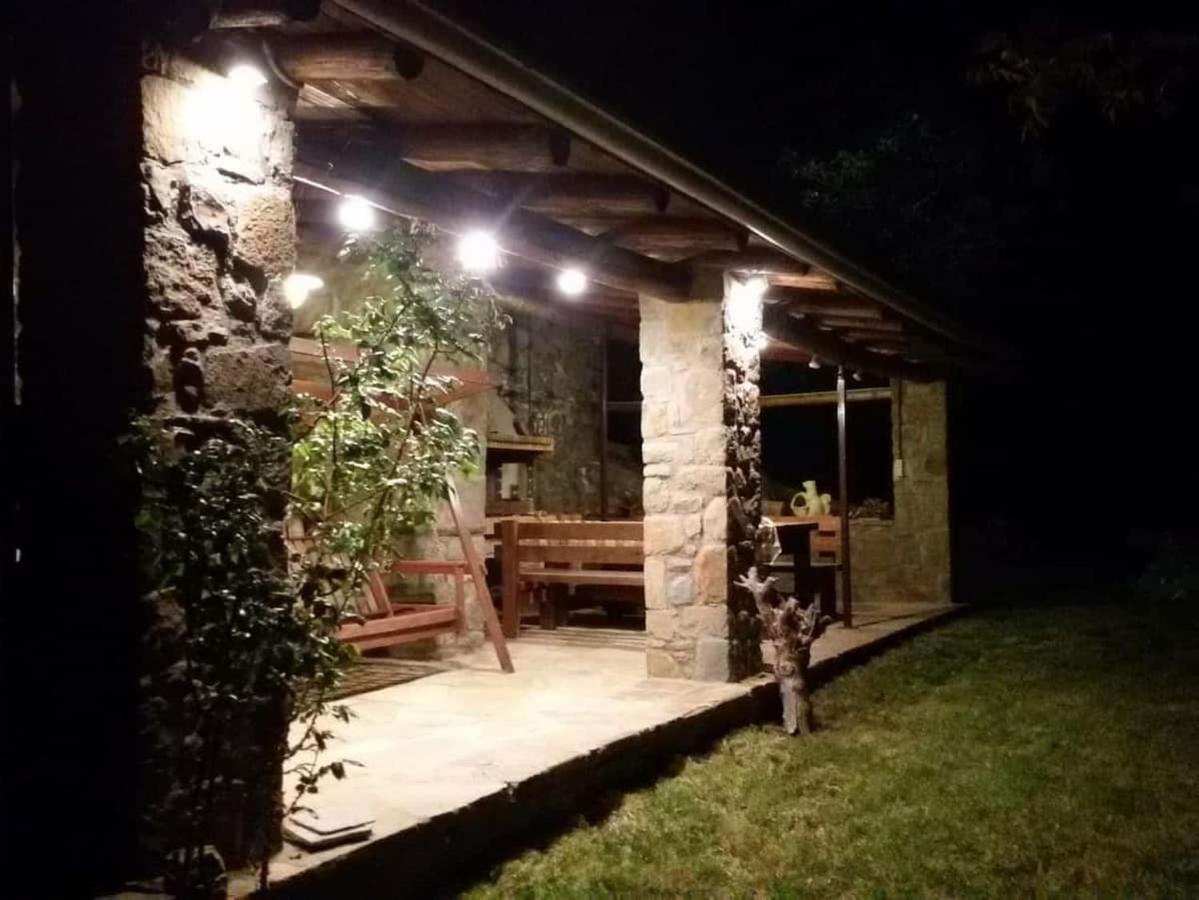 Παραδοσιακή Πέτρινη Κατοικία Στην Βλάχα Ελάτης Buitenkant foto