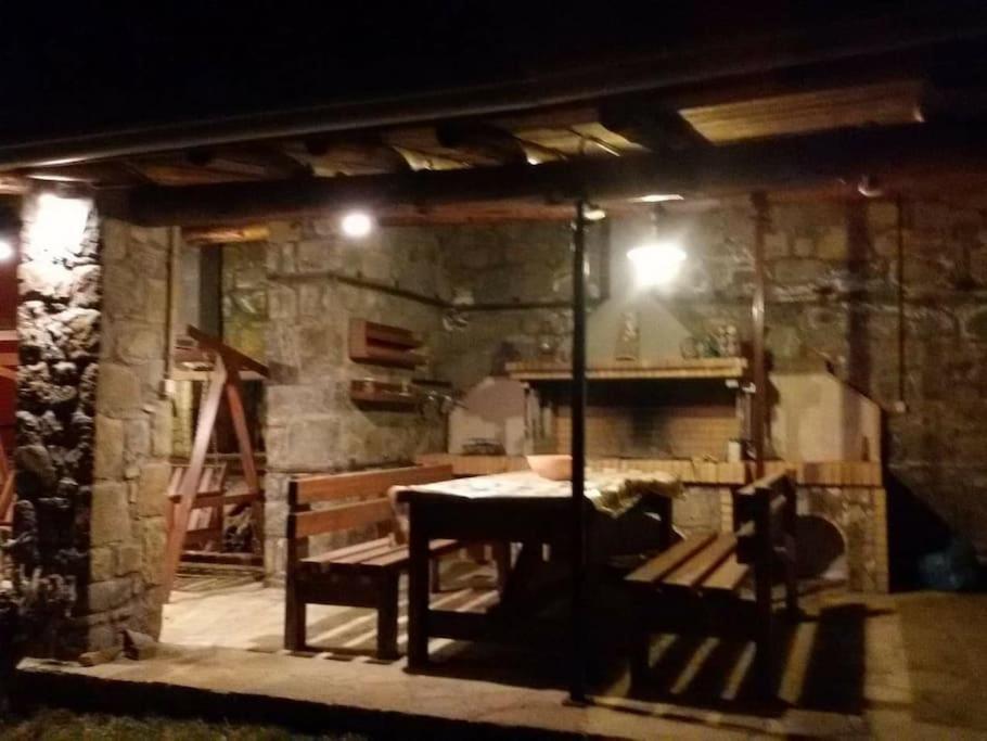 Παραδοσιακή Πέτρινη Κατοικία Στην Βλάχα Ελάτης Buitenkant foto