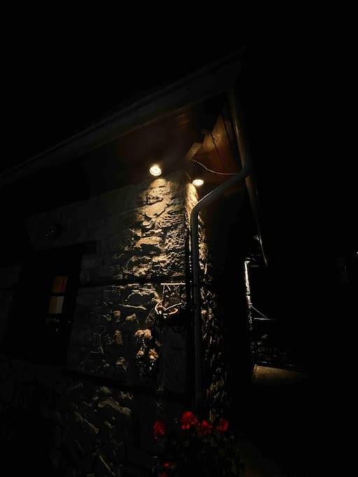 Παραδοσιακή Πέτρινη Κατοικία Στην Βλάχα Ελάτης Buitenkant foto
