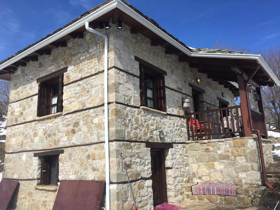 Παραδοσιακή Πέτρινη Κατοικία Στην Βλάχα Ελάτης Buitenkant foto